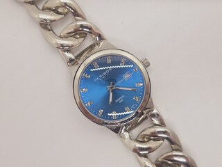 Akribos model Diamond dameshorloge