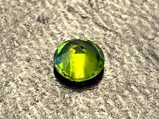 Demantoid – 1.14 carat natuurlijke demantoid