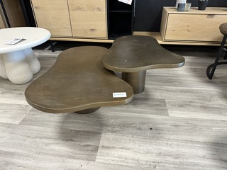2 delige salontafelset organisch, goud
