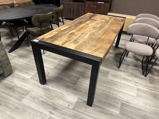 Rechthoekige eettafel