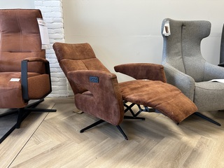 Relaxfauteuil elektrisch verstelbare hoofdsteun, Hjort-Knudsen, cognac