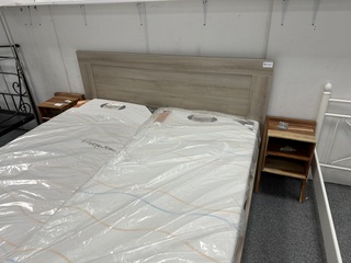 Ledikant Berm, Maxfurn, misty oak