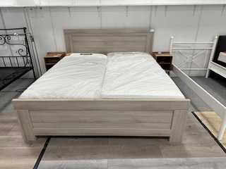 Ledikant Berm, Maxfurn, misty oak