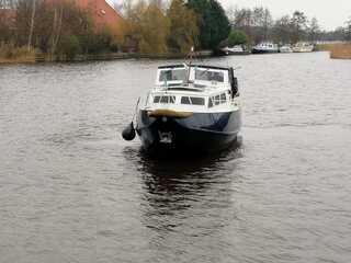 ( Locatie Drachten ) Schouw boot, Miedema, Blauw / wit, 1986