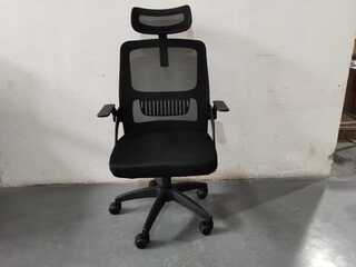 Bureau / Game Stoel, Black, 2025