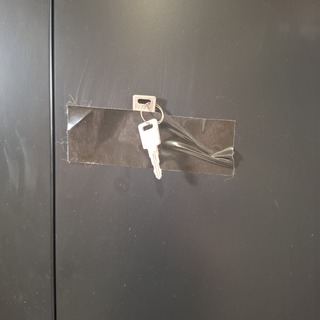 2x Werkplaatskast, Overtoom