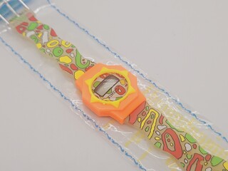 Timeco Japan sunburst graffiti LCD horloge