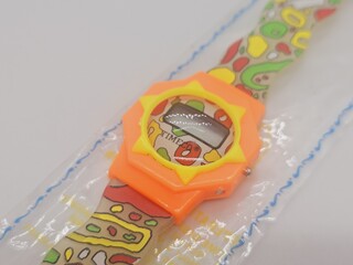 Timeco Japan sunburst graffiti LCD horloge