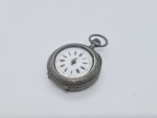 Zilveren mechanisch zakhorloge