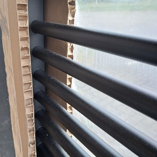 Designradiator, Vasco, Iris   –  electrisch, 9005 matzwart