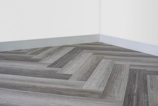 Walvisgraat PVC – 22,232 m2 , Floer, Vaquita Vergrijsd, Grijs / Chroom