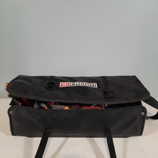 Divers handgereedschap in tas, O.a Facom. Knipex