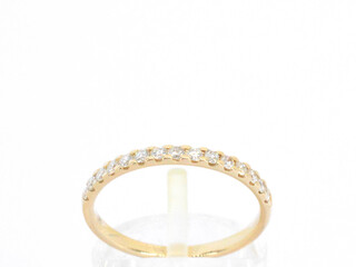 Gouden ring met diamanten
