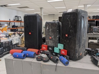 Ca. 23x Bluetooth speakers, JBL