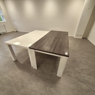 2x Vergadertafel