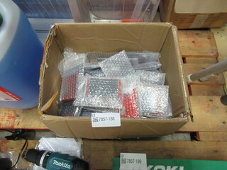Ca. 50x Doos met ca 50 printplaatjes