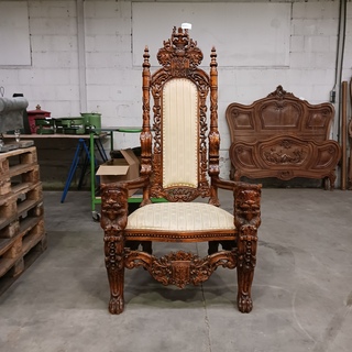 Gotische barok-stijl King & Queen Lion Chair