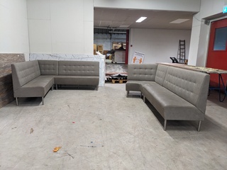 2x Horeca hoekbank Mirella