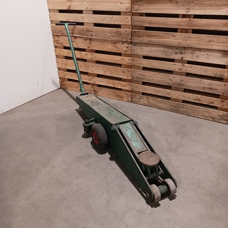 2x Garage krik, O.a. Compac, 15 t & 2 t
