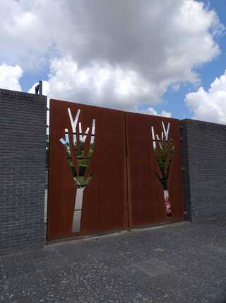 (Locatie Hoorn) Metalen Toegangspoort
