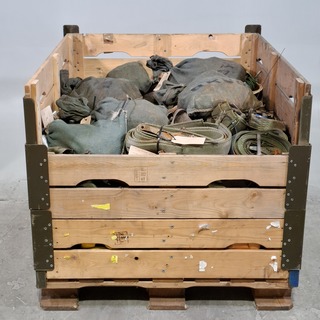 Partij spanbanden en sneeuwkettingen