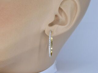 Gouden creolen oorbellen met diamanten