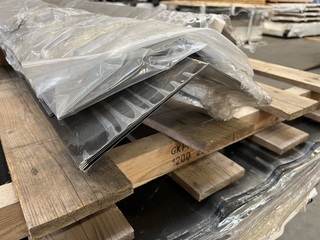 Dakpanprofielplaten zwart div. lengtes