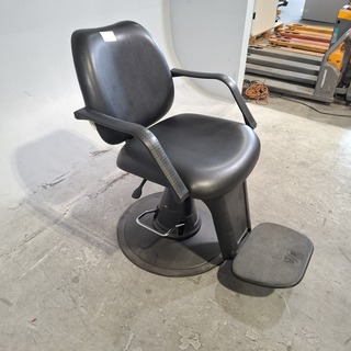 Kappersstoel, Salon Ambience