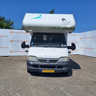 Camper Knaus, Sun-Traveller Alkoven, bouwjaar 2003