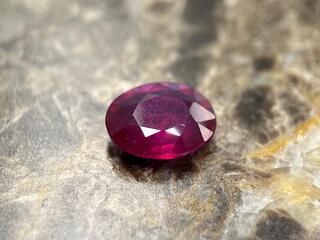 Robijn – 2.80 carat echte natuurlijke robijn