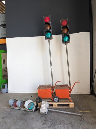 2x Tijdelijke verkeersregelinstallatie