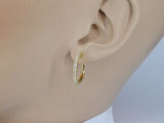 Gouden oorhangers met 26 diamanten