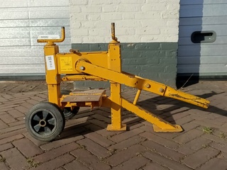 Stenenknipper, Revo