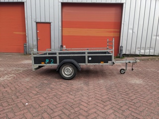 Aanhangwagen , Saris