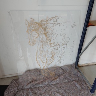 Kunstwerk op glas ” Wild Horse ” Jonathan Antony Barber