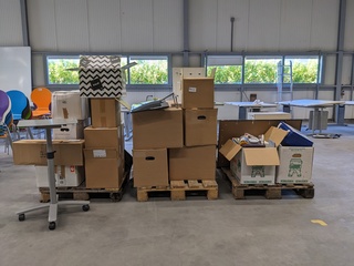 Partij diversen op 3x pallet