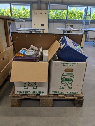 Partij diversen op 3x pallet