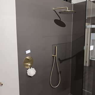 Showroom douche opstelling