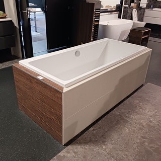 Ligbad met ombouw Villeroy en Boch, G1093849