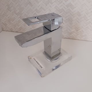 Wastafel mengkraan Grohe, Eurocube