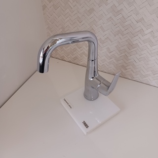 Wastafel mengkraan Tres, Chroom