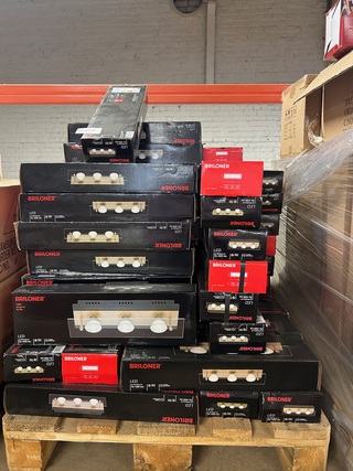 Ca. 85x Led plafondlamp 3-lichts Briloner