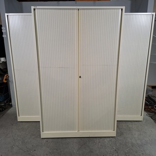 3x Jaloeziekast, Ahrend