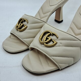 Paar slippers met hak, maat 39,5, Gucci