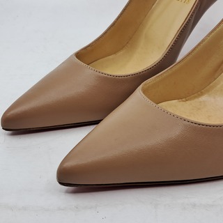 Paar pumps, maat 38, Christian Louboutin