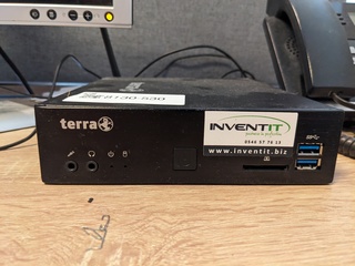 Computer met beeldscherm, Terra