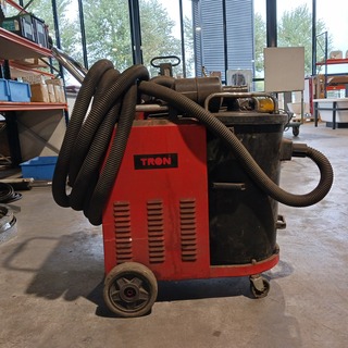 Industriële stofzuiger, Tron