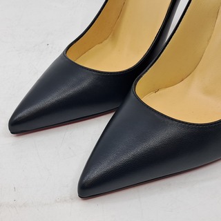 Paar pumps, maat 38, Christian Louboutin