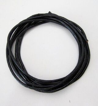 Ca. 425x Faux suède cord with studs, leren koord, waxed katoen koord