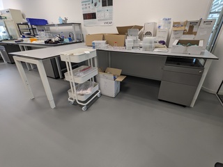 3x  Laboratoriumtafel